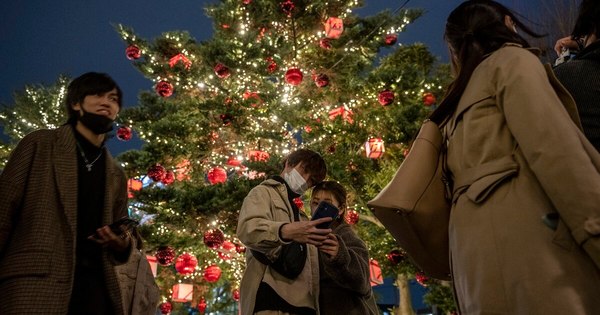 La Nación / El mundo se prepara para una triste Navidad bajo fuertes restricciones