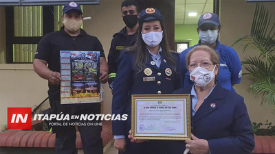 ENTREGAN RECONOCIMIENTO A BOMBEROS DE CNEL. BOGADO