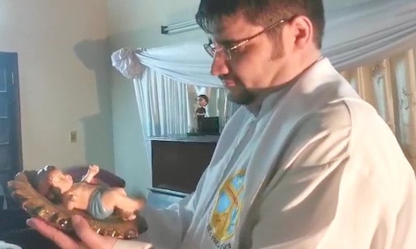 Crónica / NAVIDAD PARA DIOS. “No hay que olvidar al cumpleañero”