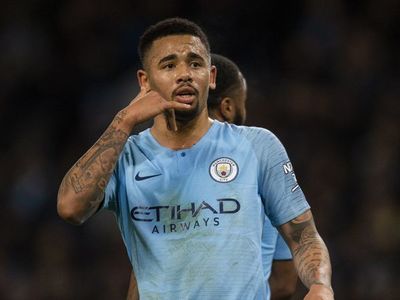 Gabriel Jesús y Kyle Walker dan positivo en la covid