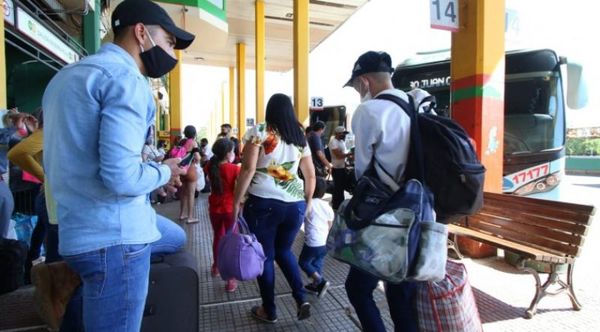 Más de 170.000 personas pasaron por la Terminal de Ómnibus de Asunción