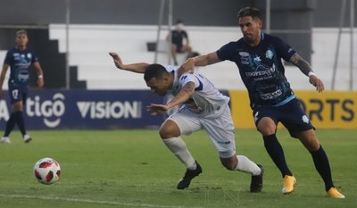 Mendoza cuenta qué oferta rechazó para seguir en Guaireña