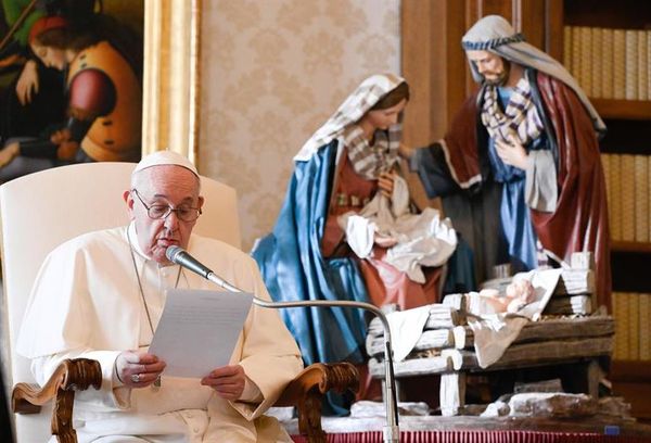 El papa pide que todos tengan acceso a la vacuna en su mensaje de Navidad - Mundo - ABC Color