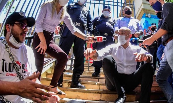 Aprueban impuestos al cigarrillo y bebidas alcohólicas para fondear FONARESS