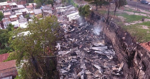 La Nación / Incendio en Chacarita: MUVH iniciará plan de reubicación para afectados