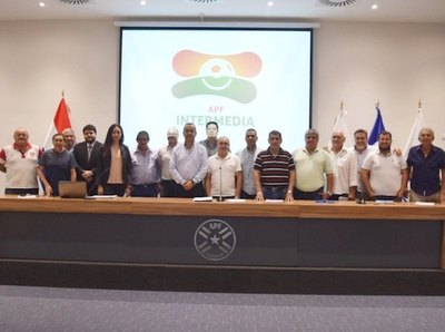Crónica / Intermedia sigue en dudas