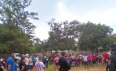 HOY / Despejan balneario donde se aglomeraban familias sin tapabocas