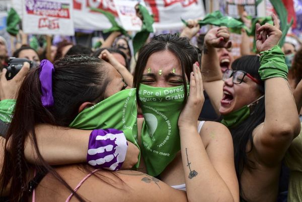 Un Senado polarizado decide si legaliza el aborto en Argentina - Mundo - ABC Color