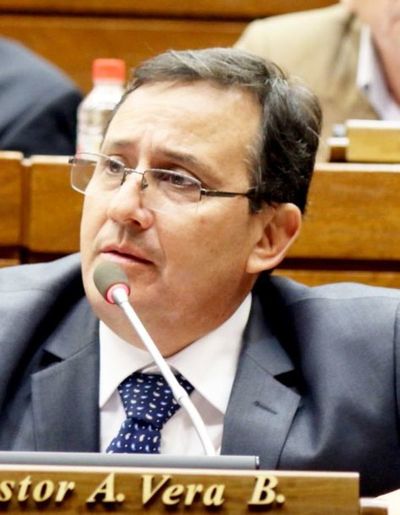 PLRA: Diputado Vera Bejarano habla sobre “quiebre institucional” y que prórroga de mandato es inconstitucional - No tiene nombre - ABC Color