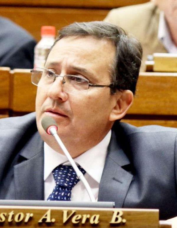PLRA: Diputado Vera Bejarano habla sobre “quiebre institucional” y que prórroga de mandato es inconstitucional - No tiene nombre - ABC Color