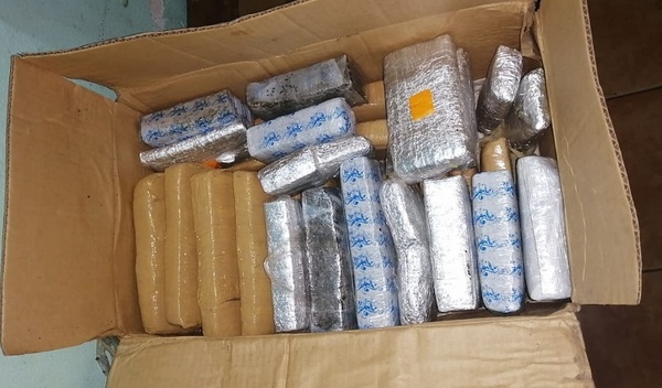 Incautan 38 panes de marihuana dentro de Tacumbú
