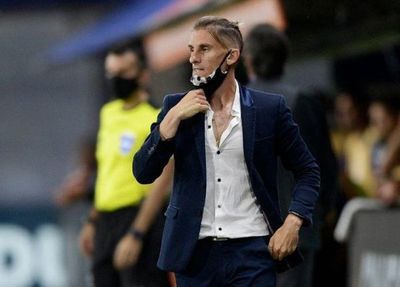 Beccacece renuncia como técnico de Racing Club de Argentina