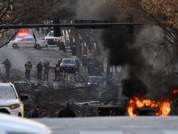 Explosión de una bomba en el centro de Nashville deja tres heridos | .::Agencia IP::.