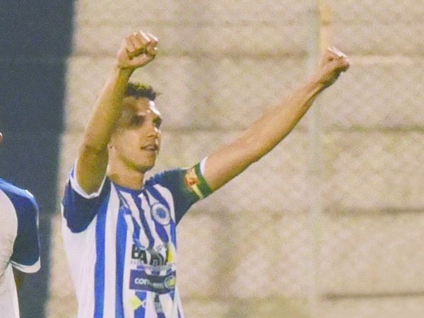 PZ casi se hizo el "Loco" con el árbitro
