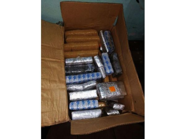 Incautan 38 panes de marihuana en el penal de Tacumbú