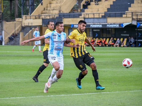 Guaireña y Guaraní van por el segundo boleto