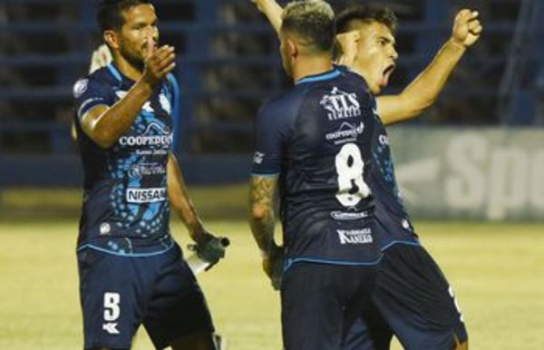 Guaireña quiere su primer triunfo ante el aurinegro - Fútbol - ABC Color