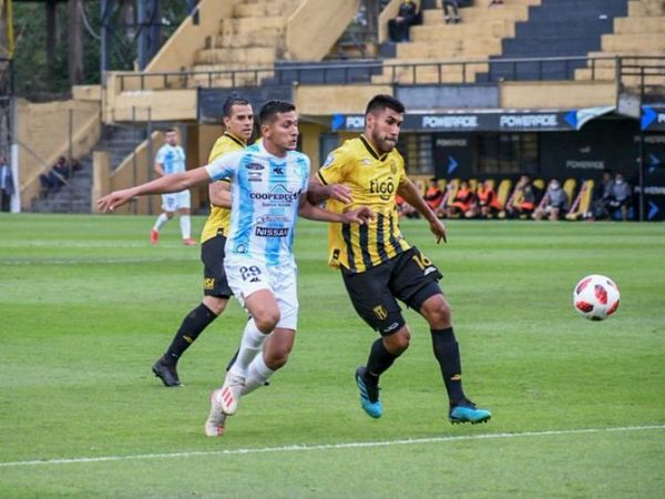 Guaireña y Guaraní van por el segundo boleto