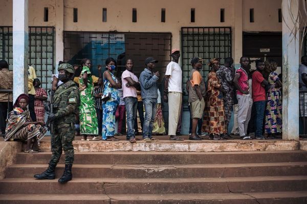 Elecciones generales marcadas por la violencia y el miedo en República Centroafricana - Mundo - ABC Color
