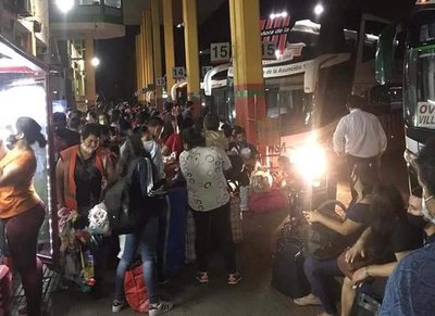 ¿Camino al “escenario turbulento” del Covid?: 404.100 personas viajaron al interior en diciembre - ADN Digital