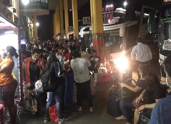 ¿Camino al “escenario turbulento” del Covid?: 404.100 personas viajaron al interior en diciembre - ADN Digital