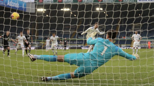 El Leeds de Bielsa vuelve a ganar y sale de la zona peligrosa