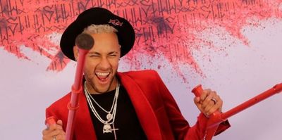 Neymar desata indignación en Brasil por ofrecer fiesta con unos 500 invitados