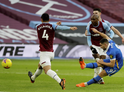 West Ham y un empate que sirve ante Brighton