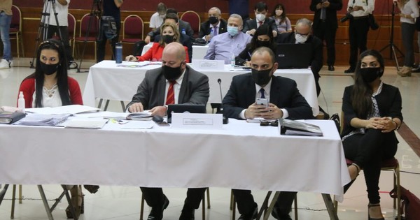 La Nación / Este lunes se podría definir absolución de González Daher y demás acusados, dicen abogados