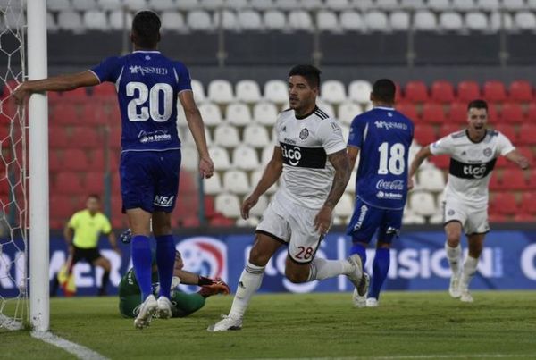 La eficacia en el área pone a Olimpia en la final