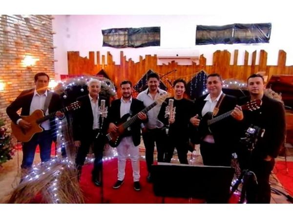 Grupo Esencia lanza hoy temas alusivos a Navidad y Año Nuevo