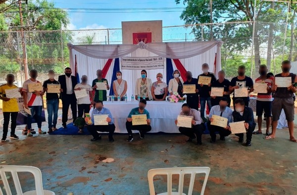 Cerca de 90 adolescentes en contexto de encierro culminan educación escolar | Lambaré Informativo