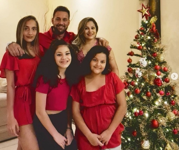 Las fotos navideñas que dejaron algunos famosos