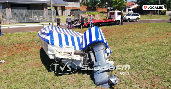 Cansado de navegar por los ríos, decidió hacerlo sobre la Avda. Augusto Roa Bastos