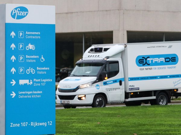Pfizer retrasó un día la entrega de miles de vacunas en España y otros siete países europeos » Ñanduti