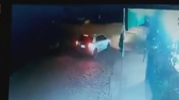 Atropellan a una mujer con su bebé en brazos en Presidente Franco » Ñanduti