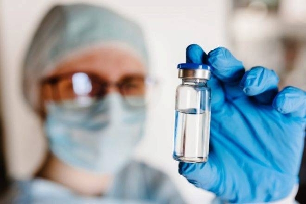 HOY / Novavax inicia en EEUU la fase 3 de ensayos para su vacuna contra el COVID-19