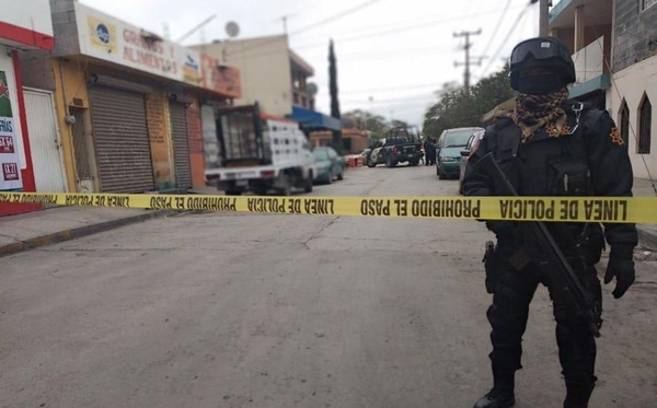 Siguió hasta el banco a su pareja, al salir la mató a balazos, “por hablar con otro”