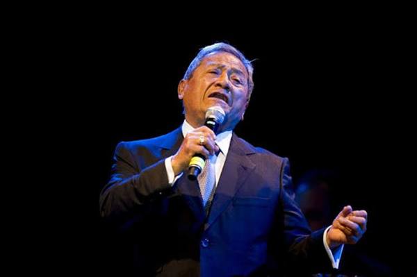 El adiós a Manzanero: recordamos el último contacto del maestro mexicano con Radio Ñandutí » Ñanduti