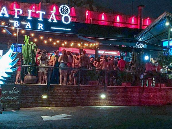 Indagan supuesta violación de la cuarentena sanitaria en local nocturno