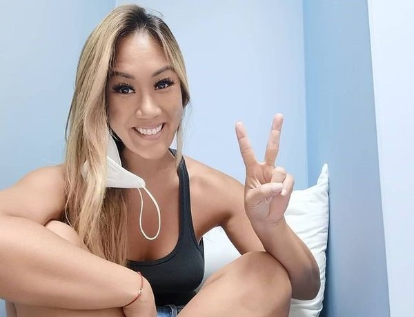 Crónica / Yolanda Park hace oficina en un hospital y cuidando a su papi