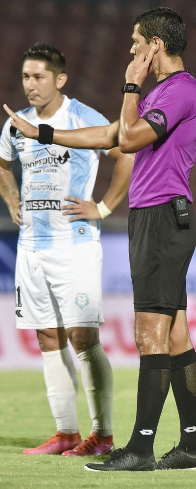 Bronca en toda Guairá - Fútbol - ABC Color