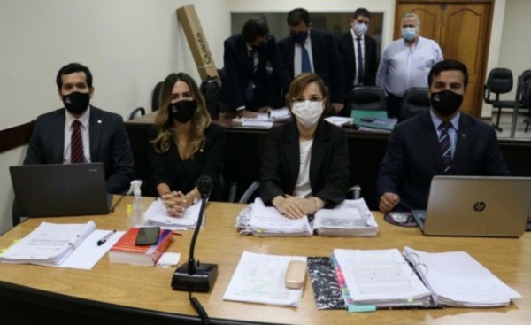 Condenan a González Daher, Fernández Lippman y Carmelo Caballero