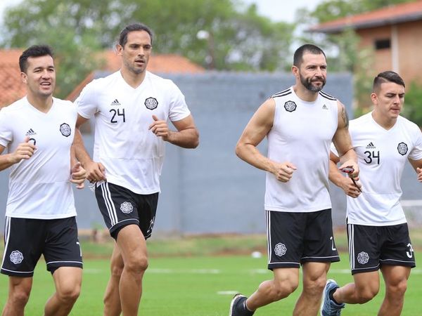 Roque, Antolín y el resto están a disposición de Gorosito para la final - Olimpia - ABC Color