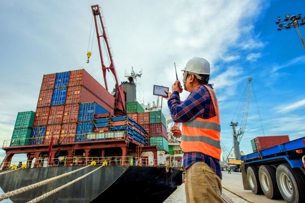Caída de exportaciones paraguayas figura entre las menos intensas de la región - MarketData