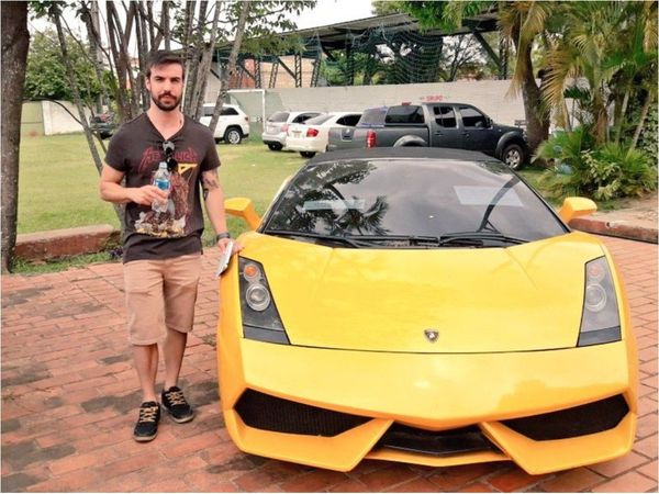 La Lamborghini ya no es de Cucho: Un joven de 25 años compró el autazo