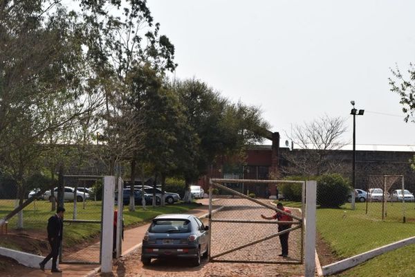 Desbaratan red de extorsionadores que operaban desde el Cereso - Nacionales - ABC Color
