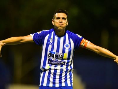 Pablo Zeballos deja el 12 de Octubre y se acerca a River