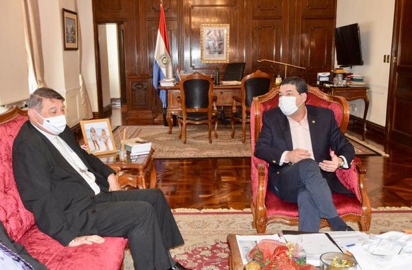 Obispo de Caacupé se reunió con vicepresidente de la República - Nacionales - ABC Color
