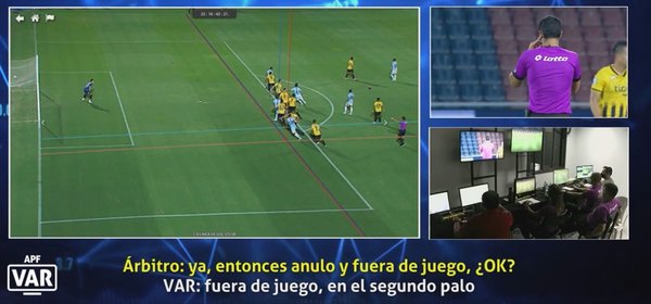 El off side milimétrico que detectó Éber Aquino